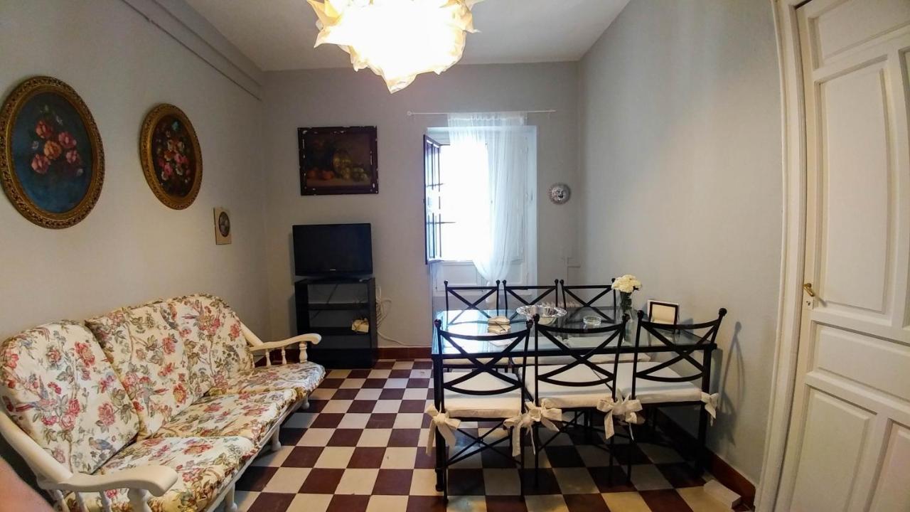 Apartamento Plaza De Dona Elvira 8 Sevilla Exterior foto